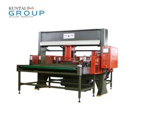 Automatische reizende kop stansmachine