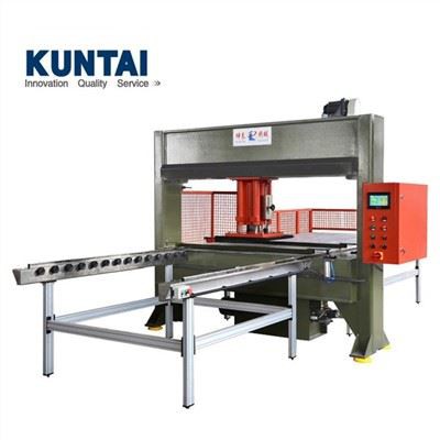 Snijmachine voor kunstbloemen